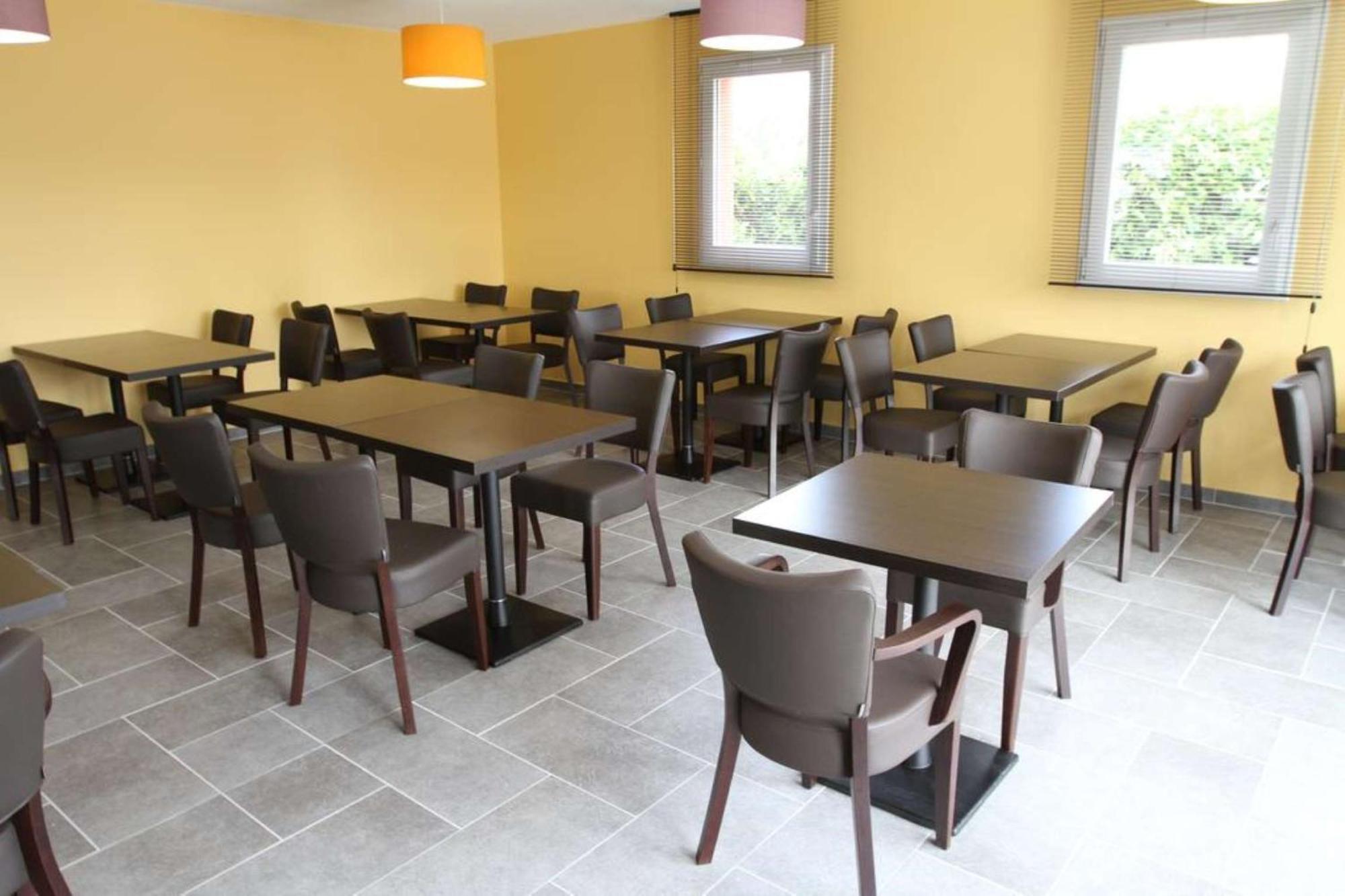 Brit Hotel Confort Villeneuve Sur Lot Bias  Exterior foto